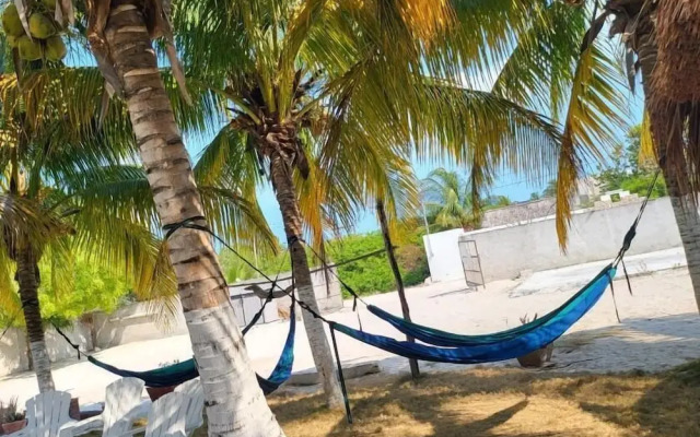 Pelican Inn at Las Dunas Chelem Hotel