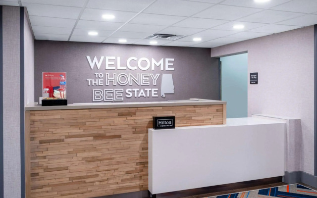 Hampton Inn Auburn