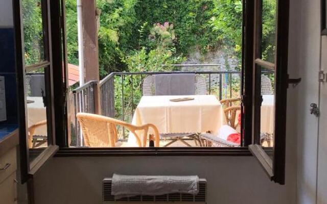Dieppe centre charming spacious home for 2-8 guests