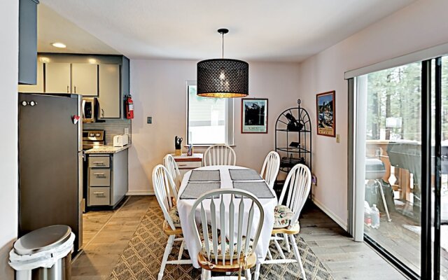 Peaceful Timber - 2 Br Home