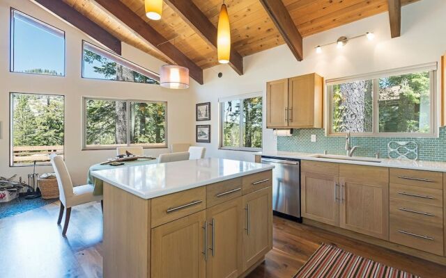 Alpine Meadows Cabin