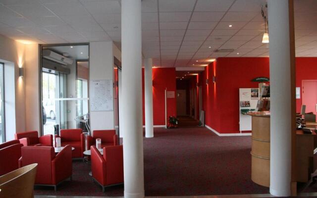 B&B HOTEL Maubeuge Gare