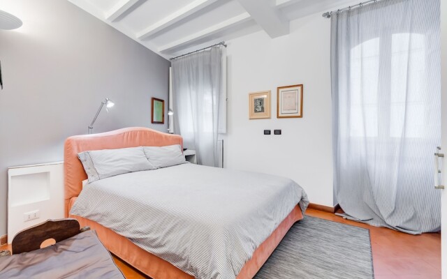 Apartment in Campo de Fiori with Netflix