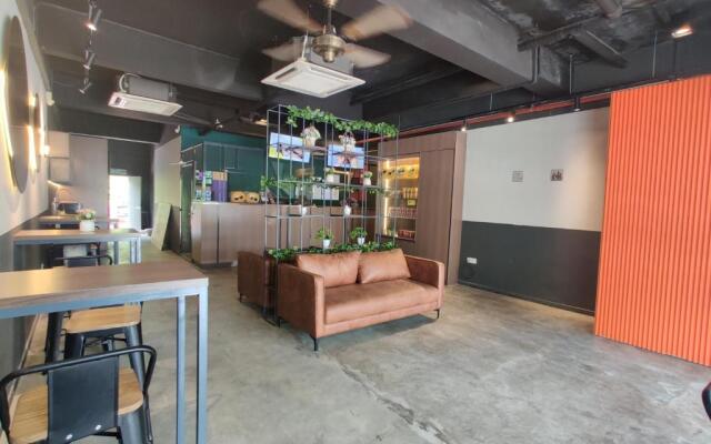 Smile Hotel Seri Kembangan