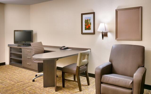 Candlewood Suites Dallas Plano East Richardson, an IHG Hotel