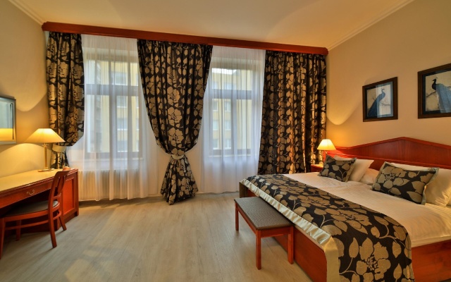 Standard Double room (full double bed) (bed type is subject to availability)