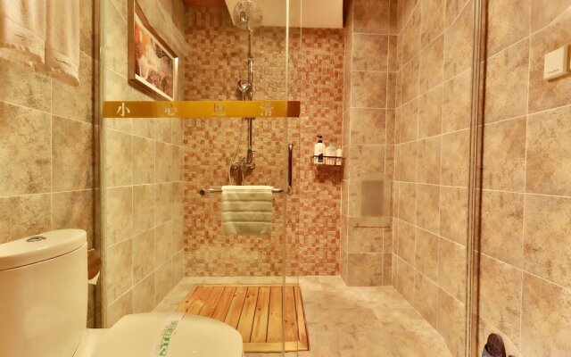 Yunlong Hotel