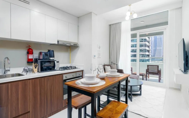 Pristine 1 BR at Reva Residences