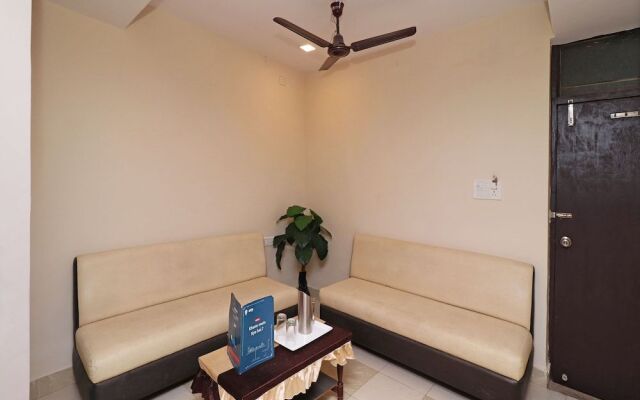 OYO 29345 Hotel Samrat