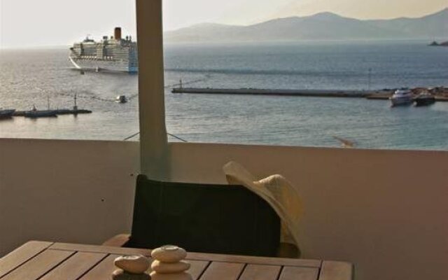 Myconian Inn