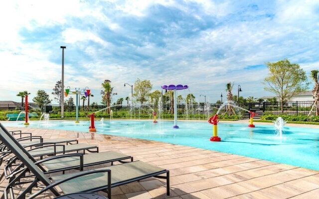 # 4751 Clock Tower Drive 303