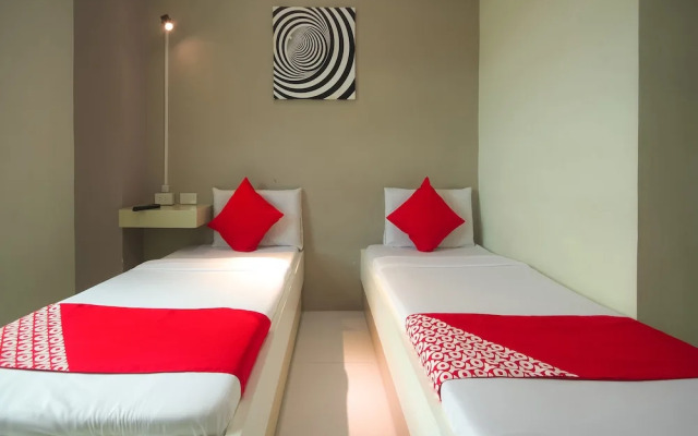 OYO 720 Alt Residences