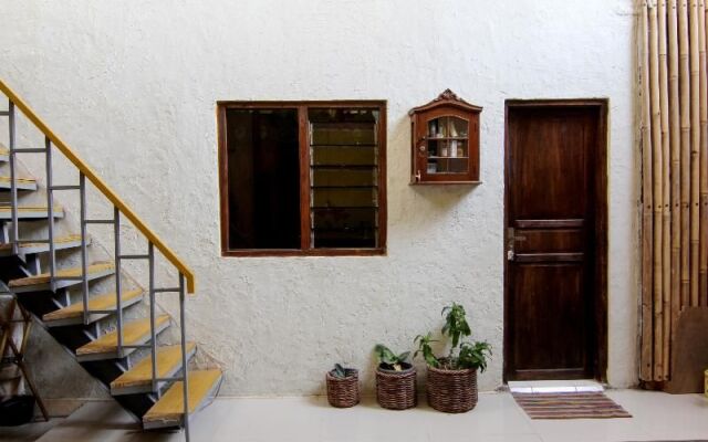 Andakara Homestay by ZUZU