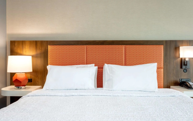 Hampton Inn Marianna I-10