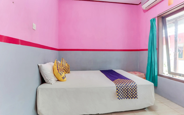 Ijen Traveller Homestay by ZUZU