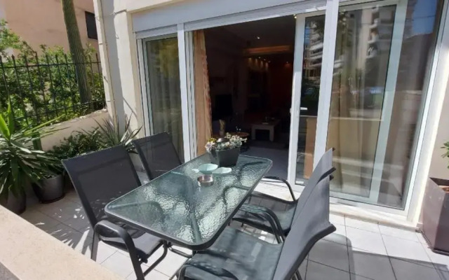 Unique, Stylish Studio near Beaches