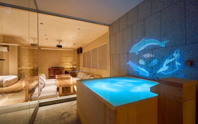 KONJAKUSO Osaka Tempozan "IKESU" Projection Mapping SPA "TAKADORO" Wheel View