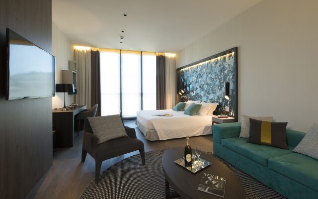 DUPARC Contemporary Suites