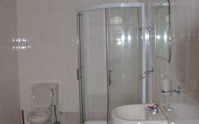 Lexingtone Hotel Narok Kenya