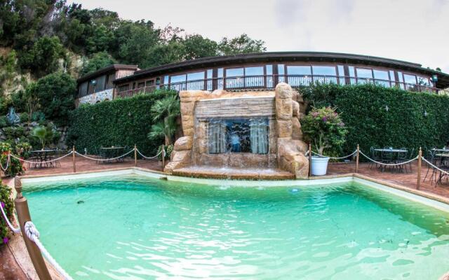 La Camera sotto La Grotta di VILLA ALBA