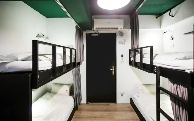 We Come Hostel