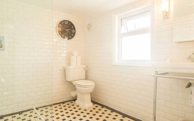 Beautiful 2 Bedroom House in Central Brighton