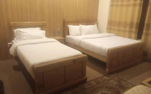 Dumani Inn Hotel And Restaurant