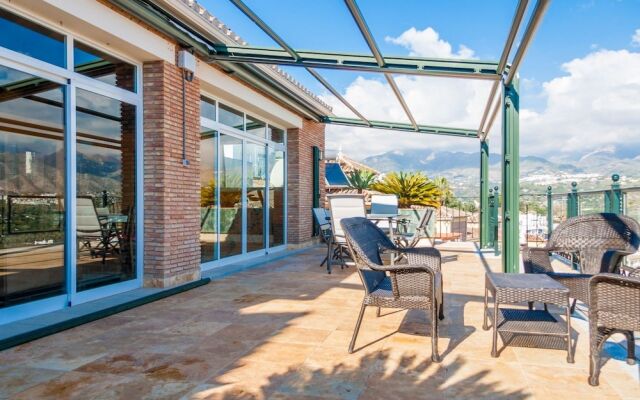 Villa Vista Lara Canovas Nerja