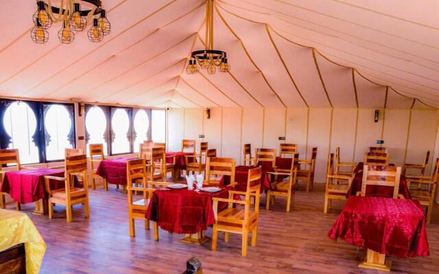 Relaxing Desert Camp
