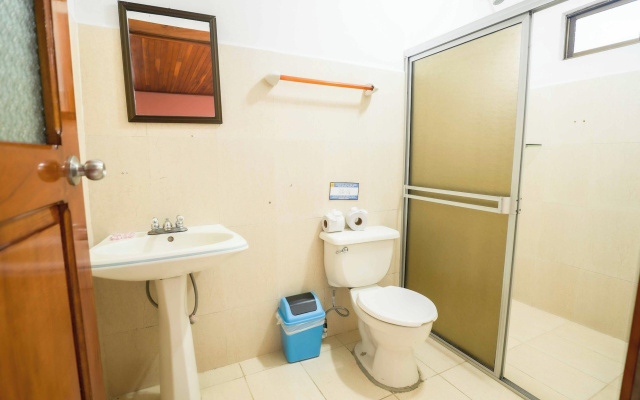 Arenal Hostel Resort Towers