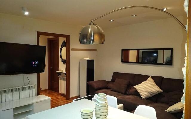 Apartamento a 1a linea Sant Llorenç de Montgai_ WhiteHouse