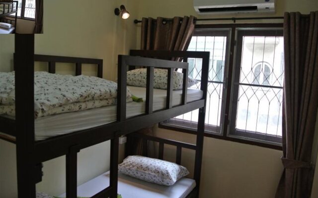 First Inn Bangkok Hostel