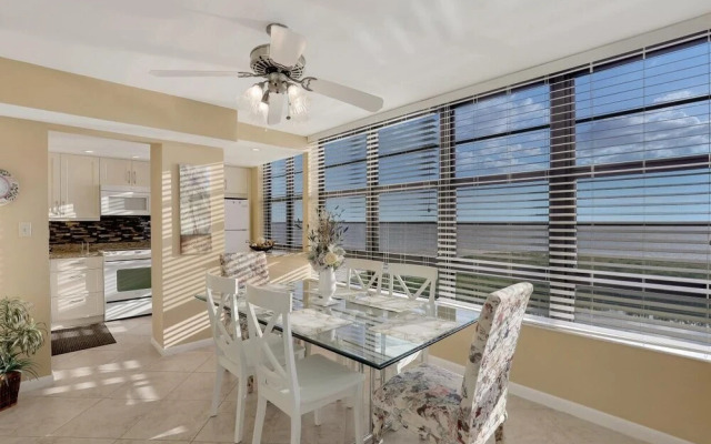 South Seas Tower 3-1512