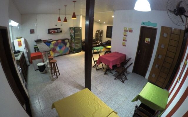 Beach House Ilha Grande - Hostel