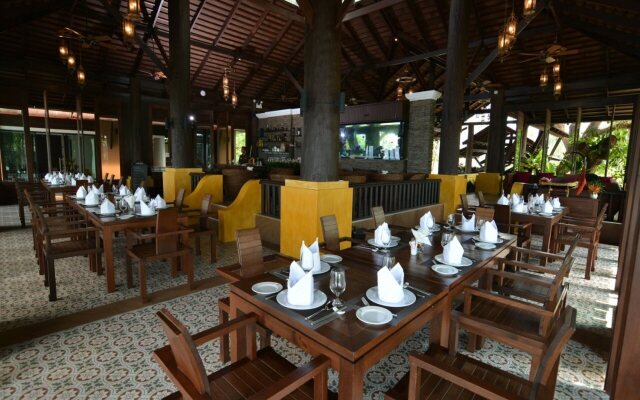 Victoria Cliff Hotel & Resort