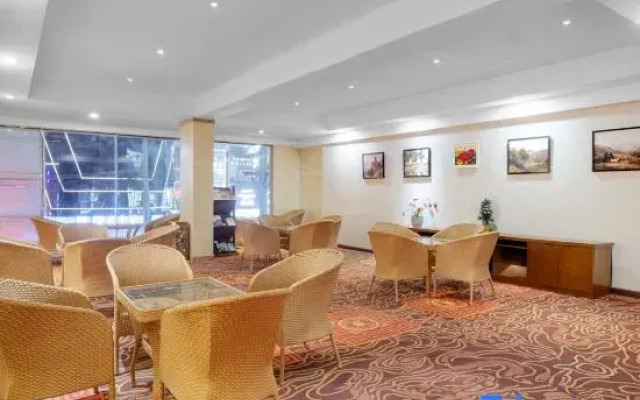 Yunzhixing Hotel (Kunming Airport)