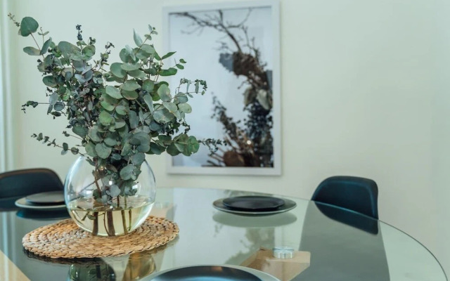 The Cove @ New Port-Pool - Spa - Sauna - Gym & More