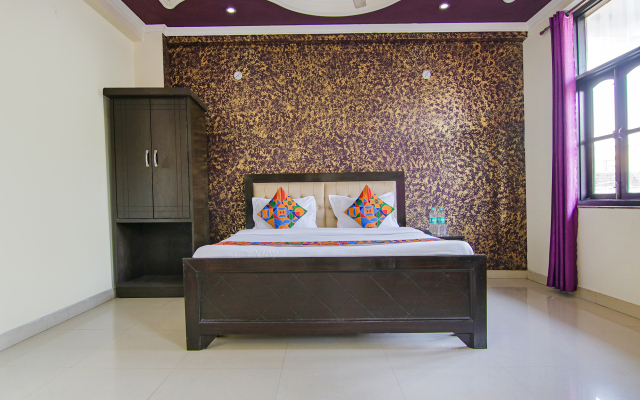 Fabhotel City Palace