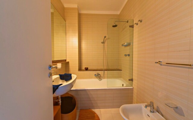Seadise Luxury Apartment