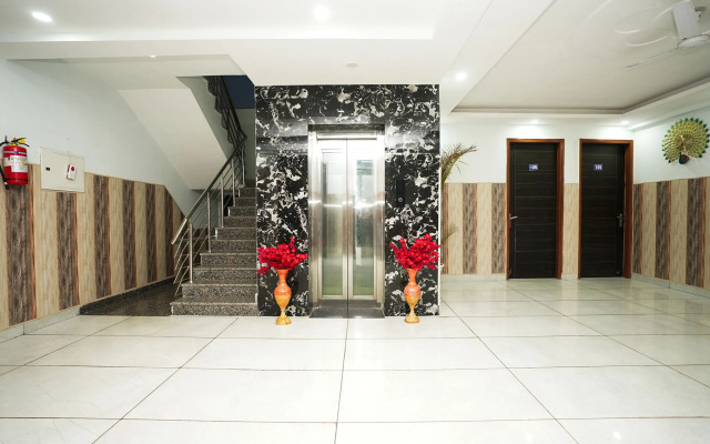 Fabhotel Tanvi Premium