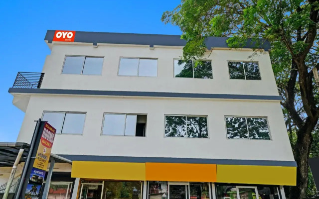Oyo Flagship 808201 Hornbill Residency