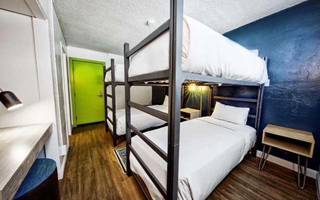 Downtowner Boutique Hotel