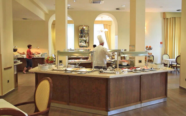 Hotel Kvarner Palace