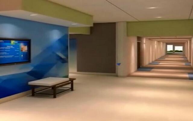 Holiday Inn Express & Suites Kansas City - Lee's Summit by IHG