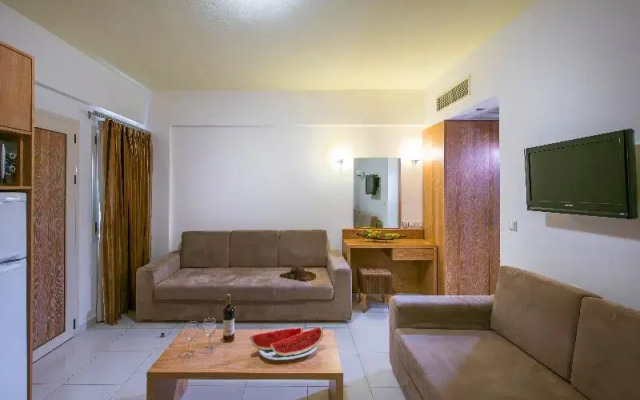 Bella Elena Apartments