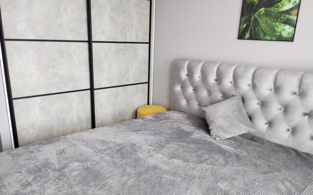 Апартаменты на проспекте Новосередневский 19