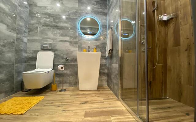 DV13 Luxury Suite Sofia Center