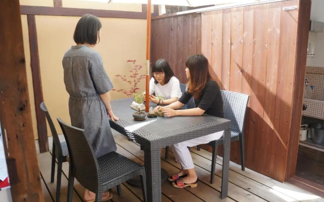 Itoya Stand Guesthouse