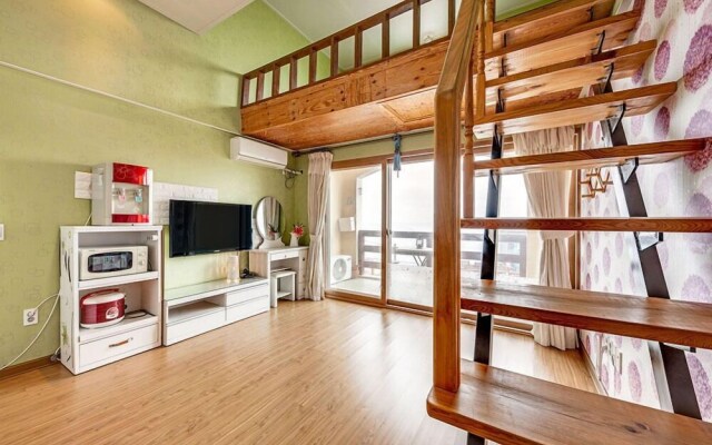 Yeongdeok Sea Village Pension