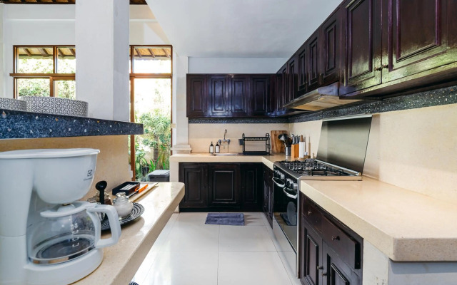 5Min WALK TO Beach - PRIVATE POOL MAHAYANA VILLA